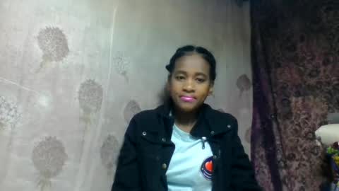 estancelee online show from 4, 7, 2026