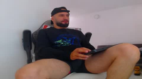 esteban online show from 25, 9, 2025