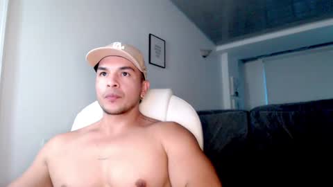 ESTEBAN online show from 30, 1, 2025