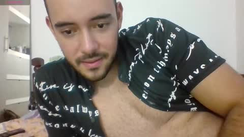 Esteban Reyes  independent model online show from 27, 11, 2025