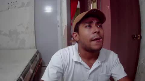 Snapshot of esteban_verg chatting on 24, 3, 2026 wailer1996 online show from 24, 3, 2026