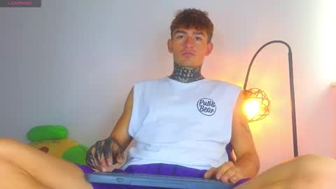 Snapshot of estebanchar_ chatting on 12, 1, 2026 Esteban independent model online show from 12, 1, 2026