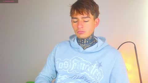 Snapshot of estebanchar_ chatting on 14, 1, 2026 Esteban independent model online show from 14, 1, 2026