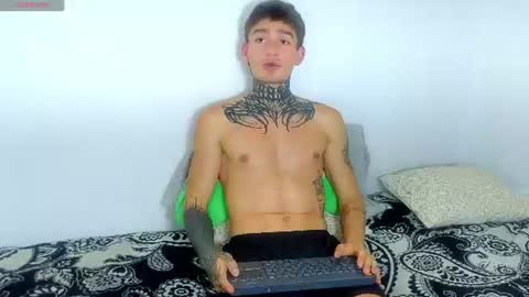 Esteban independent model online show from 8, 7, 2026