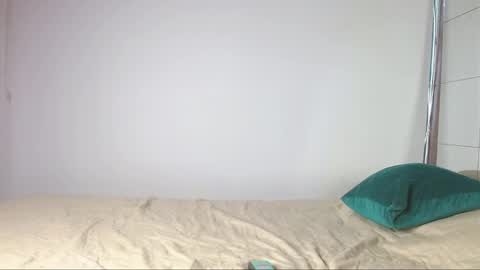 Estefa G online show from 16, 12, 2024