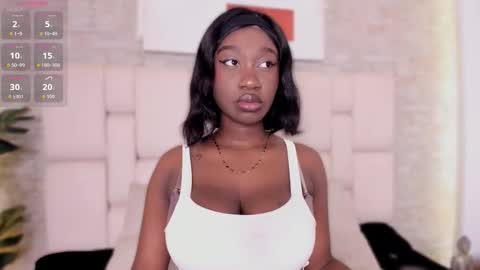 Snapshot of estefanyy_ chatting on 17, 9, 2025 estefany online show from 17, 9, 2025