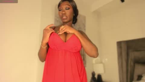 Snapshot of estefanyy_ chatting on 20, 11, 2025 estefany online show from 20, 11, 2025