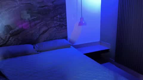 Stefy online show from 6, 3, 2025