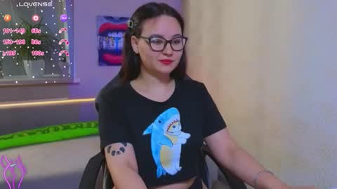 EsterPlayful online show from 22, 9, 2025