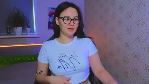 EsterPlayful online show from 3, 11, 2025