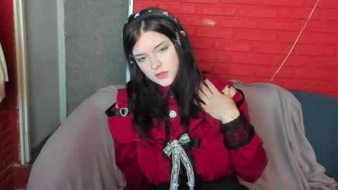 Ester  online show from 10, 4, 2026