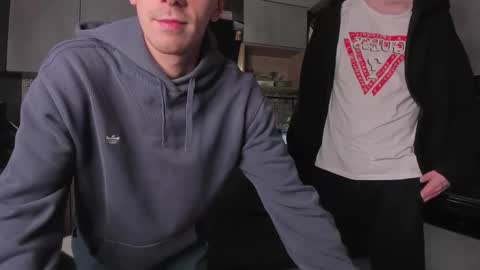 Snapshot of esthetics_boys chatting on 1, 2, 2026 LOUIS online show from 1, 2, 2026