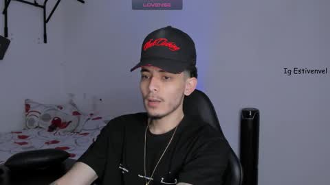 estivenvel online show from 24, 10, 2025