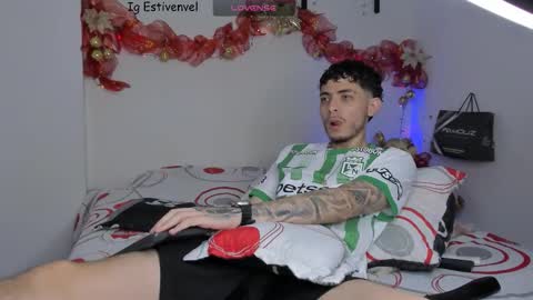 estivenvel online show from 23, 11, 2025