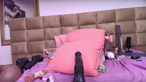 Estrella online show from 31, 1, 2025