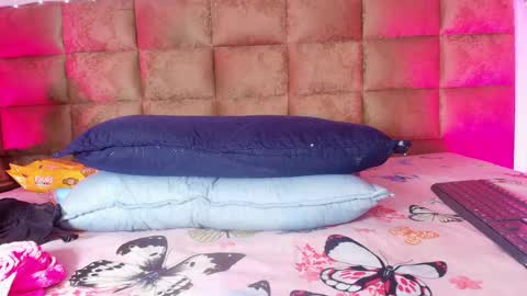 Estrella online show from 26, 9, 2025