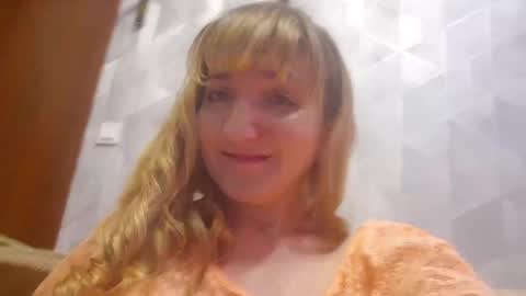 Snapshot of estrellawalters chatting on 7, 10, 2025 estrellawalters online show from 7, 10, 2025