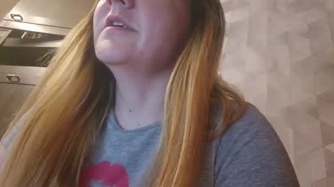 estrellawalters online show from 17, 5, 2026