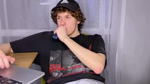 Alex online show from 10, 5, 2026
