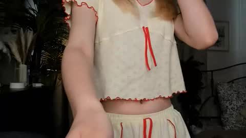 Natalie online show from 18, 9, 2025