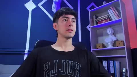 Etham online show from 1, 10, 2025