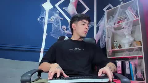 Etham online show from 24, 10, 2025