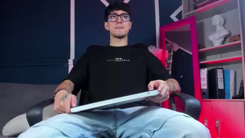 Etham online show from 1, 12, 2025