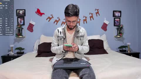 Snapshot of ethan_adam chatting on 14, 12, 2024 ADAM TAYLOR ETHAN CAMBAL INDEPENDENT MODELS online show from 14, 12, 2024