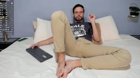 Snapshot of ethan_adam chatting on 11, 1, 2025 ADAM TAYLOR ETHAN CAMBAL INDEPENDENT MODELS online show from 11, 1, 2025