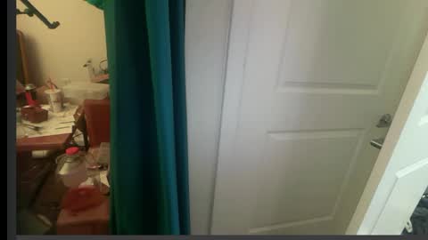 Snapshot of ethan_astrid chatting on 21, 5, 2026 Bustedpussy online show from 21, 5, 2026