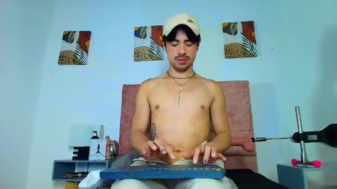 Snapshot of ethan_briggs chatting on 6, 2, 2026 ethan online show from 6, 2, 2026