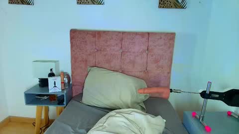 Snapshot of ethan_briggs chatting on 7, 2, 2026 ethan online show from 7, 2, 2026