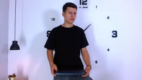 Ethan Brooks  online show from 5, 8, 2026