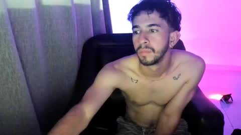 Snapshot of ethan_col chatting on 12, 9, 2025 ethan_col online show from 12, 9, 2025