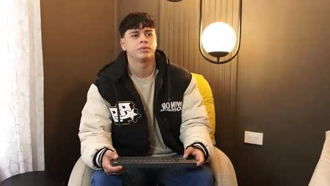 Snapshot of ethan_occonor chatting on 25, 9, 2025 ethan_occonor online show from 25, 9, 2025