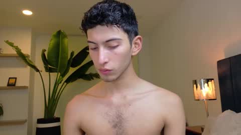 Snapshot of ethan_skiny_ chatting on 12, 11, 2025 Joan online show from 12, 11, 2025