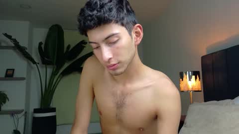 Snapshot of ethan_skiny_ chatting on 13, 11, 2025 Joan online show from 13, 11, 2025