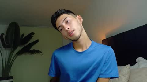 Snapshot of ethan_skiny_ chatting on 2, 12, 2025 Joan online show from 2, 12, 2025