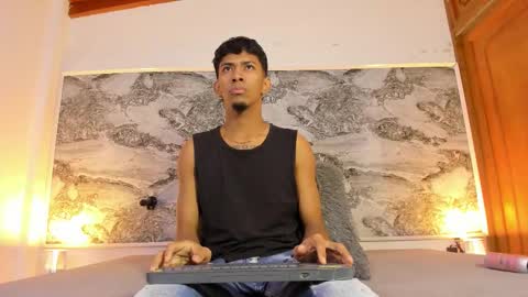 ethan_thouse online show from 12, 10, 2025