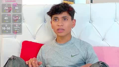 Snapshot of ethan_westt chatting on 15, 11, 2025 Ethan online show from 15, 11, 2025