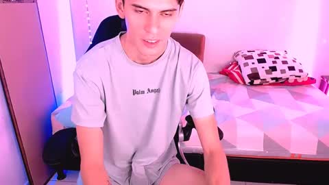 Snapshot of ethancoleeman chatting on 9, 9, 2025 EthanColeeman online show from 9, 9, 2025