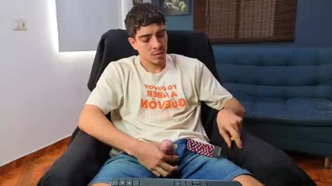 Snapshot of ethangreey1 chatting on 27, 7, 2026 ethangreey1 online show from 27, 7, 2026