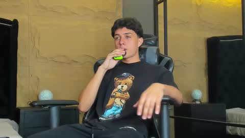 ethanlowell online show from 15, 11, 2025