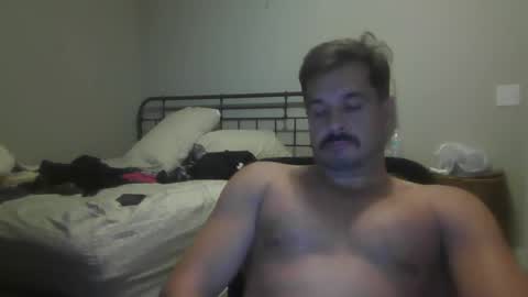 Snapshot of etim33 chatting on 7, 10, 2025 etim33 online show from 7, 10, 2025