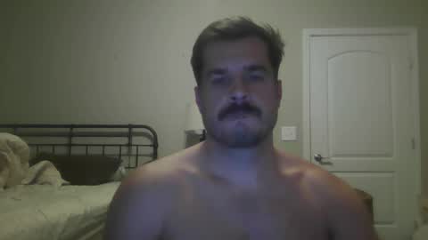 Snapshot of etim33 chatting on 4, 11, 2025 etim33 online show from 4, 11, 2025