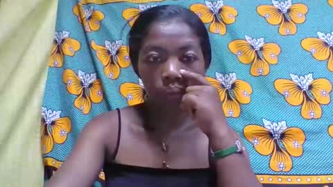 etoile884938 online show from 16, 4, 2026