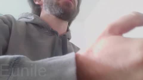 eunile online show from 24, 9, 2025