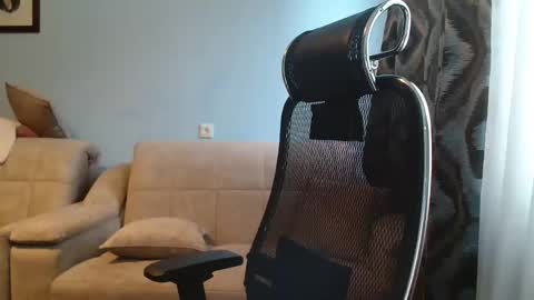 Snapshot of eva2323 chatting on 5, 3, 2025 eva2323 online show from 5, 3, 2025