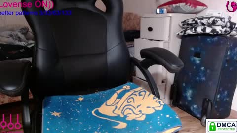 Snapshot of eva_blond_hot chatting on 3, 3, 2025 Eva online show from 3, 3, 2025