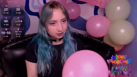 Snapshot of eva_brooks1 chatting on 8, 1, 2026 Iris Smile independent model online show from 8, 1, 2026